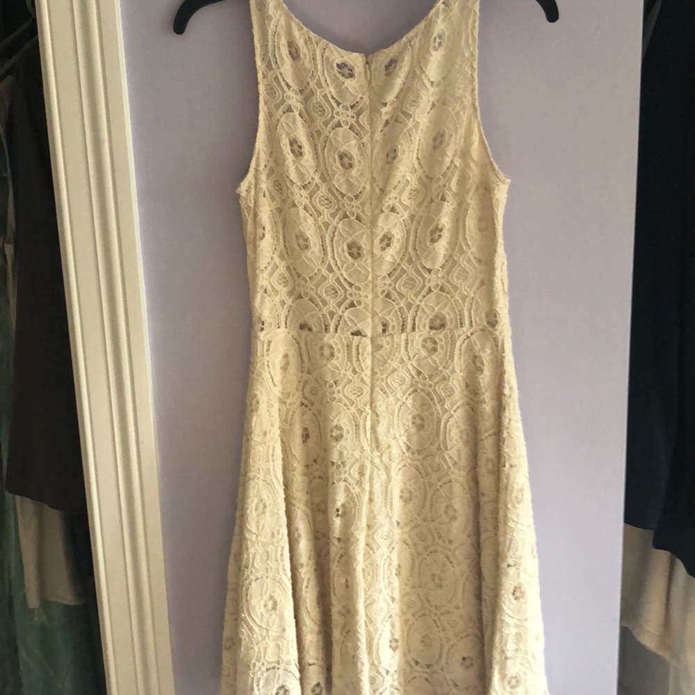 BB DAKOTA CREAM LACE FIT & FLARE DRESS(worn once) - Picture 4 of 4